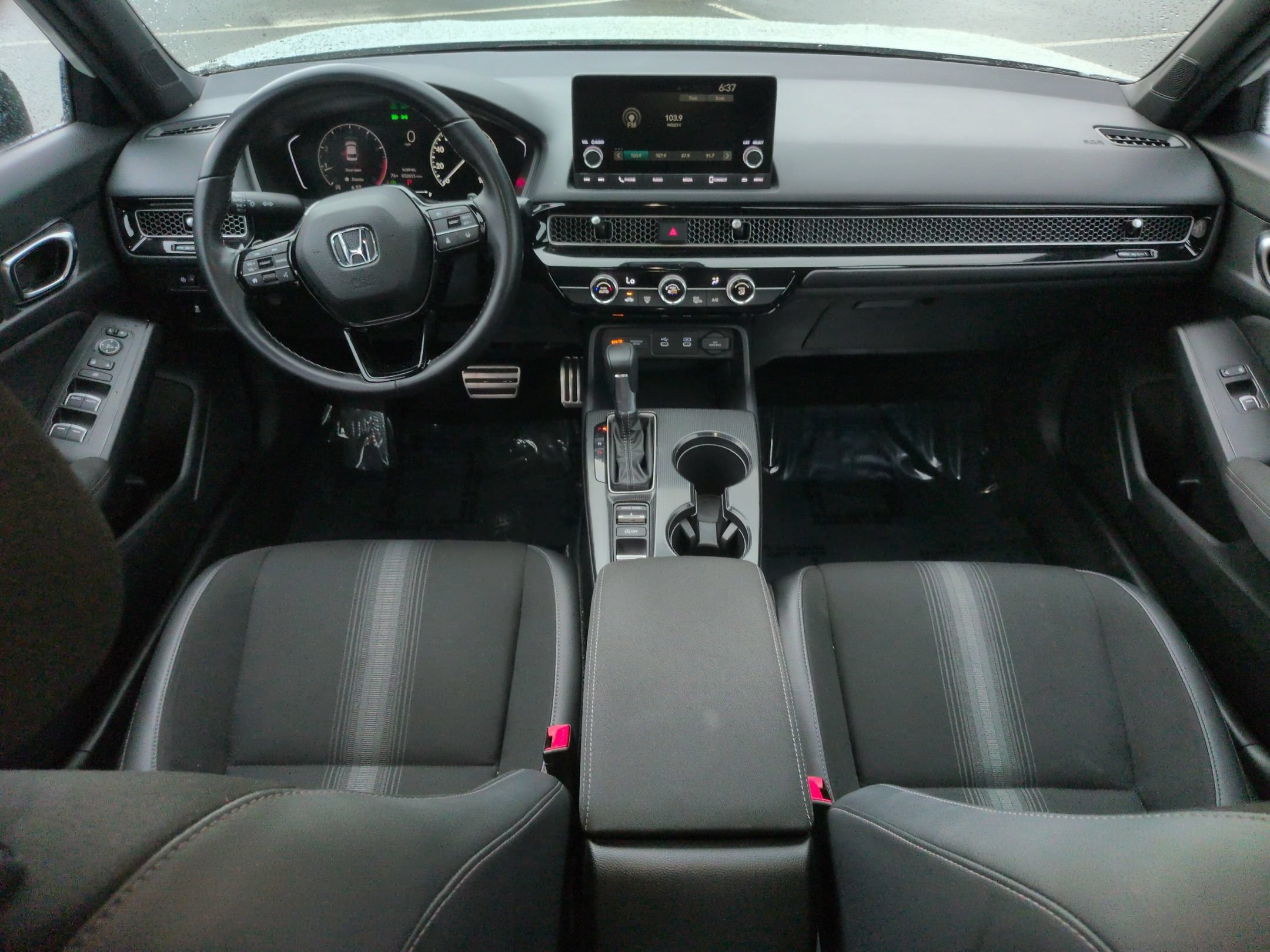Used 2025 Honda Civic Sport image 30