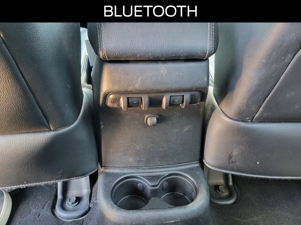Used 2018 Jeep Wrangler Unlimited Sahara AWD/4WD image 10