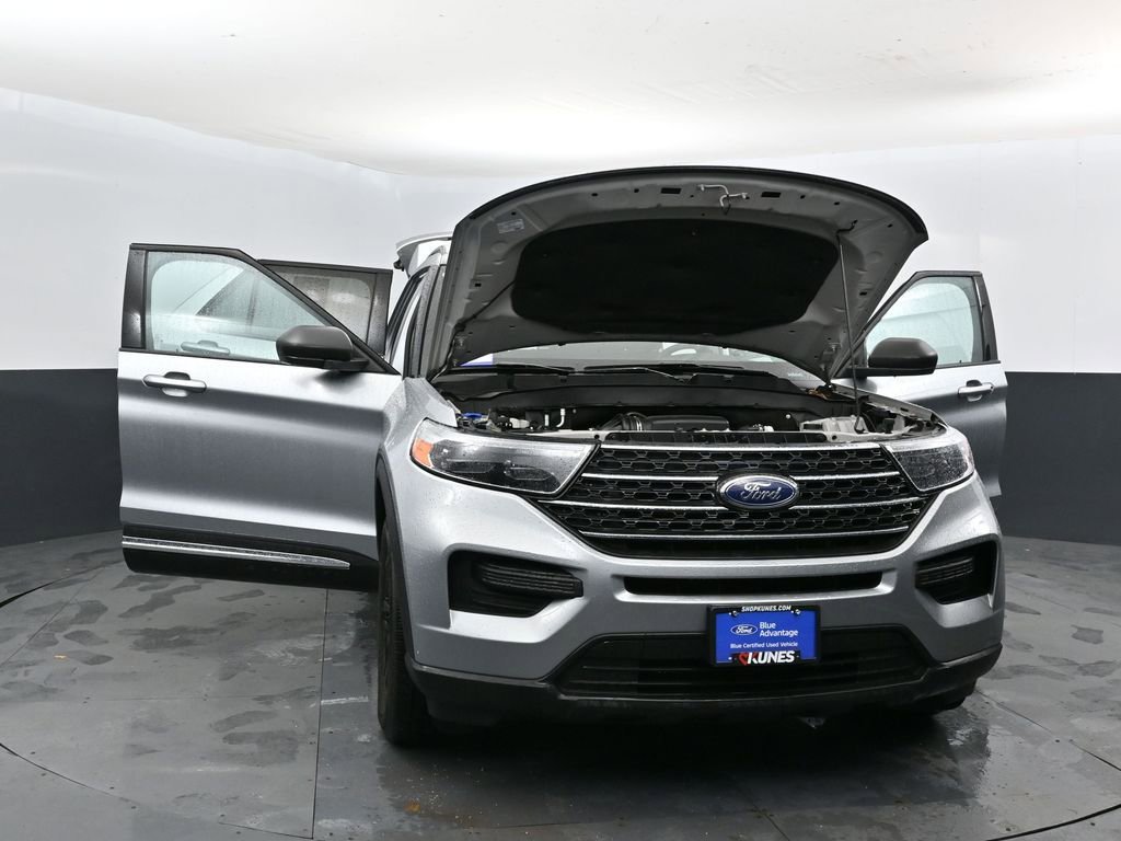 Certified 2024 Ford Explorer XLT w/ Class IV Trailer Tow Package image 46