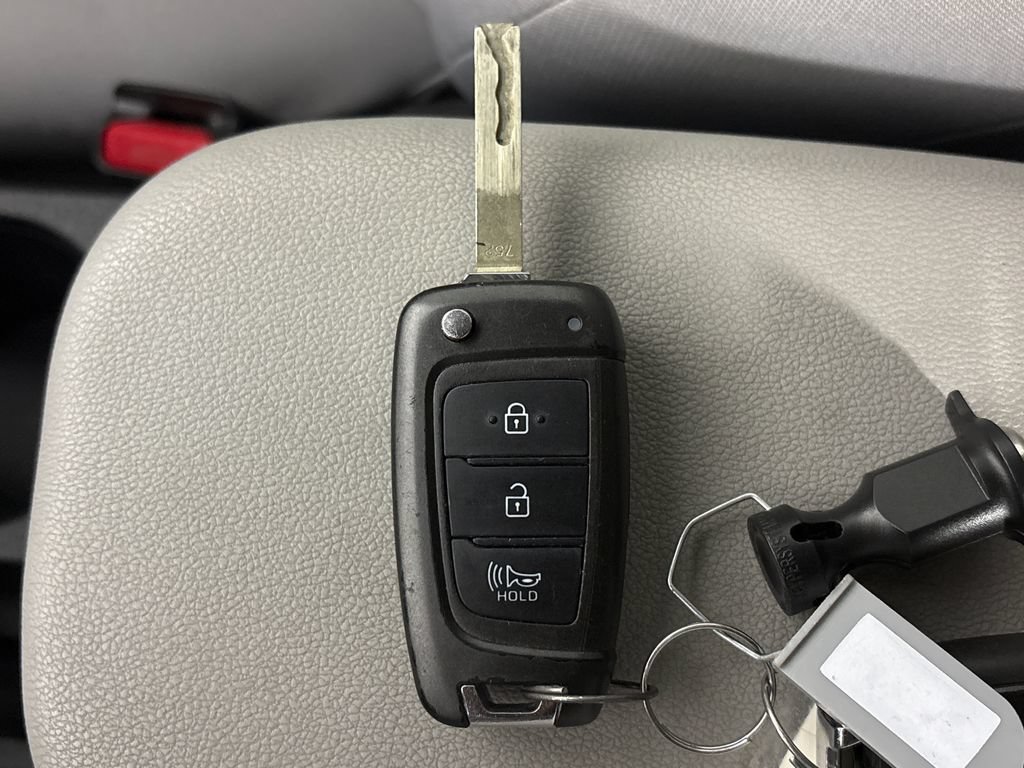 Used 2023 Hyundai Kona SE AWD/4WD image 54
