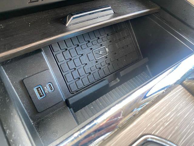 Certified 2024 Ford Expedition Limited image 23