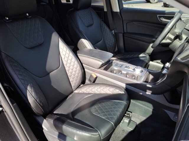 Certified 2024 Ford Edge Titanium AWD/4WD image 35