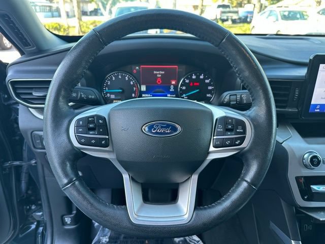 Certified 2022 Ford Explorer XLT w/ Equipment Group 202A RWD image 23