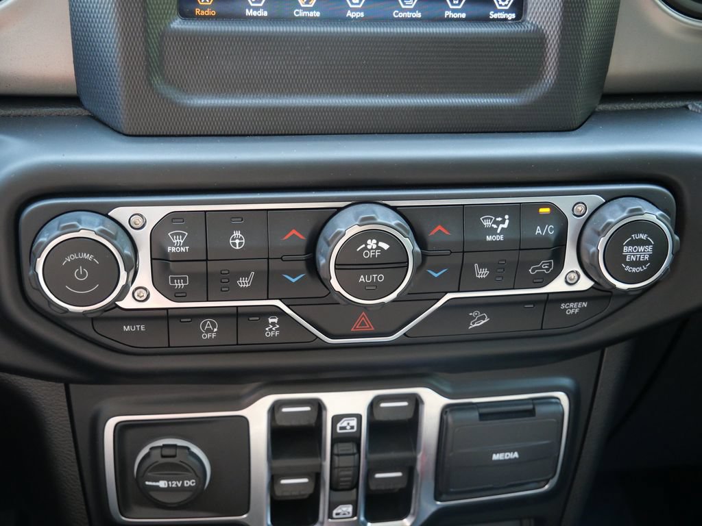 Used 2020 Jeep Wrangler Unlimited Sport AWD/4WD image 22