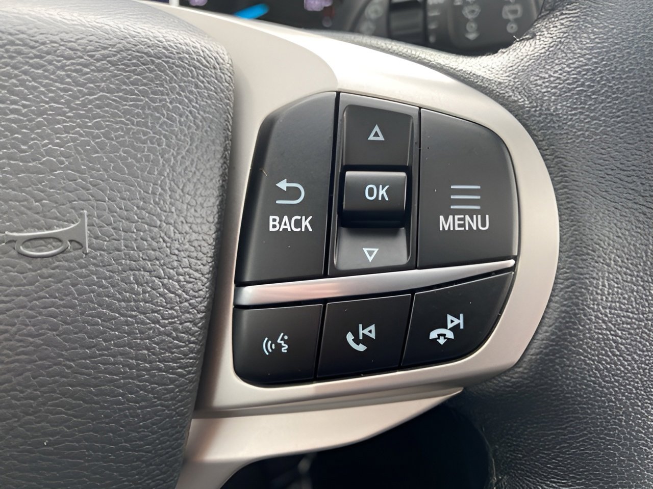 Certified 2023 Ford Explorer XLT w/ Equipment Group 202A image 18