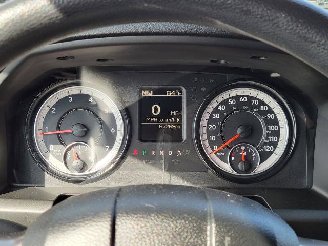 Used 2022 RAM 1500 Classic SLT image 30