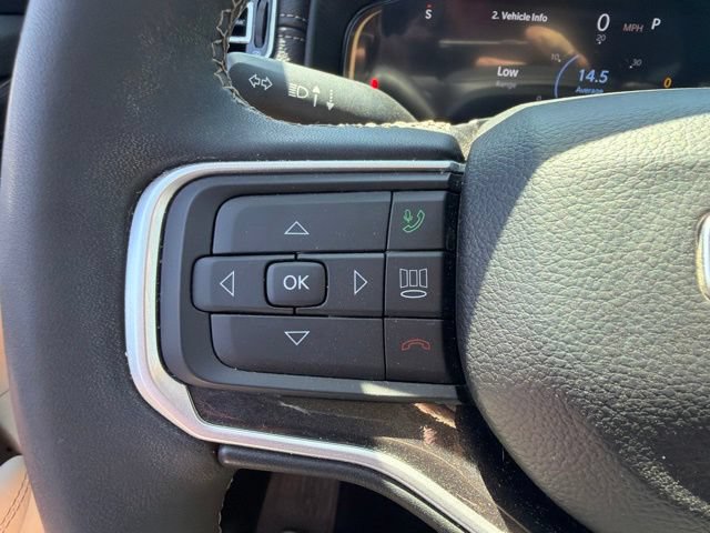 Used 2024 Jeep Wagoneer L 4WD w/ Premium Group I image 31