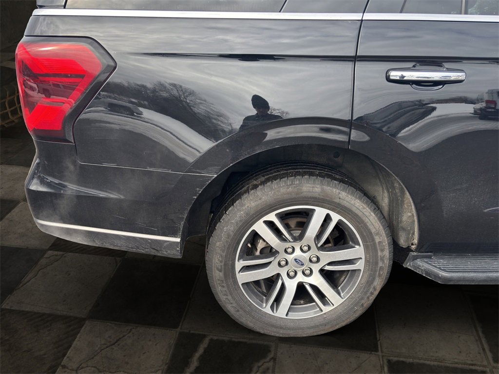 Certified 2024 Ford Expedition Limited image 34