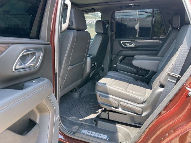 Used 2023 Chevrolet Tahoe Z71 w/ Luxury Package AWD/4WD image 19