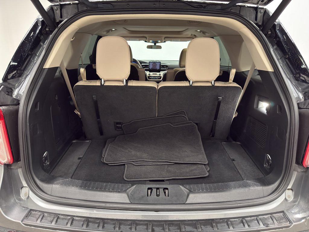 Certified 2023 Ford Explorer XLT w/ Equipment Group 202A image 35