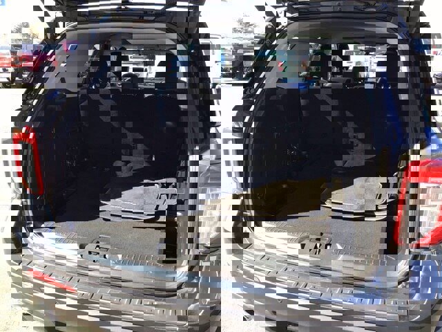 Certified 2023 Ford Explorer XLT w/ Equipment Group 202A image 27