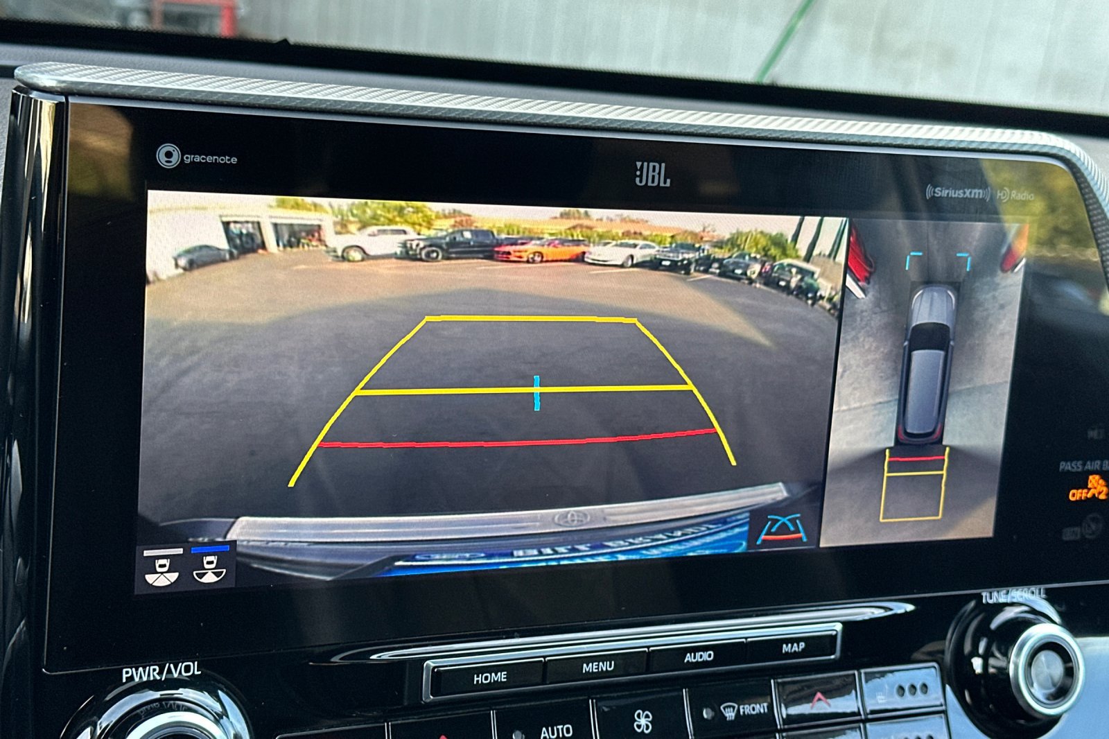 Used 2022 Toyota Highlander Platinum AWD/4WD image 19