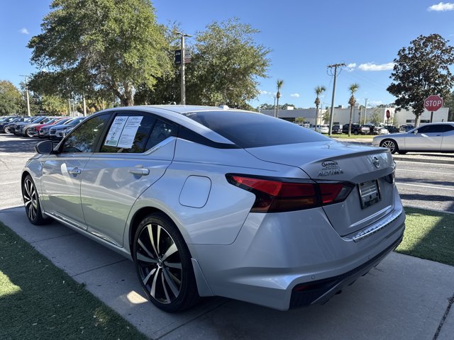 Used 2020 Nissan Altima 2.5 SR FWD image 7