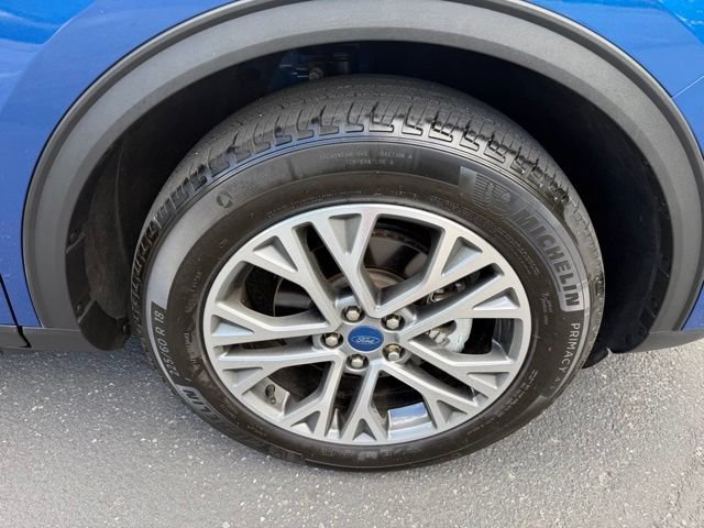 Certified 2022 Ford Escape SEL AWD/4WD image 11