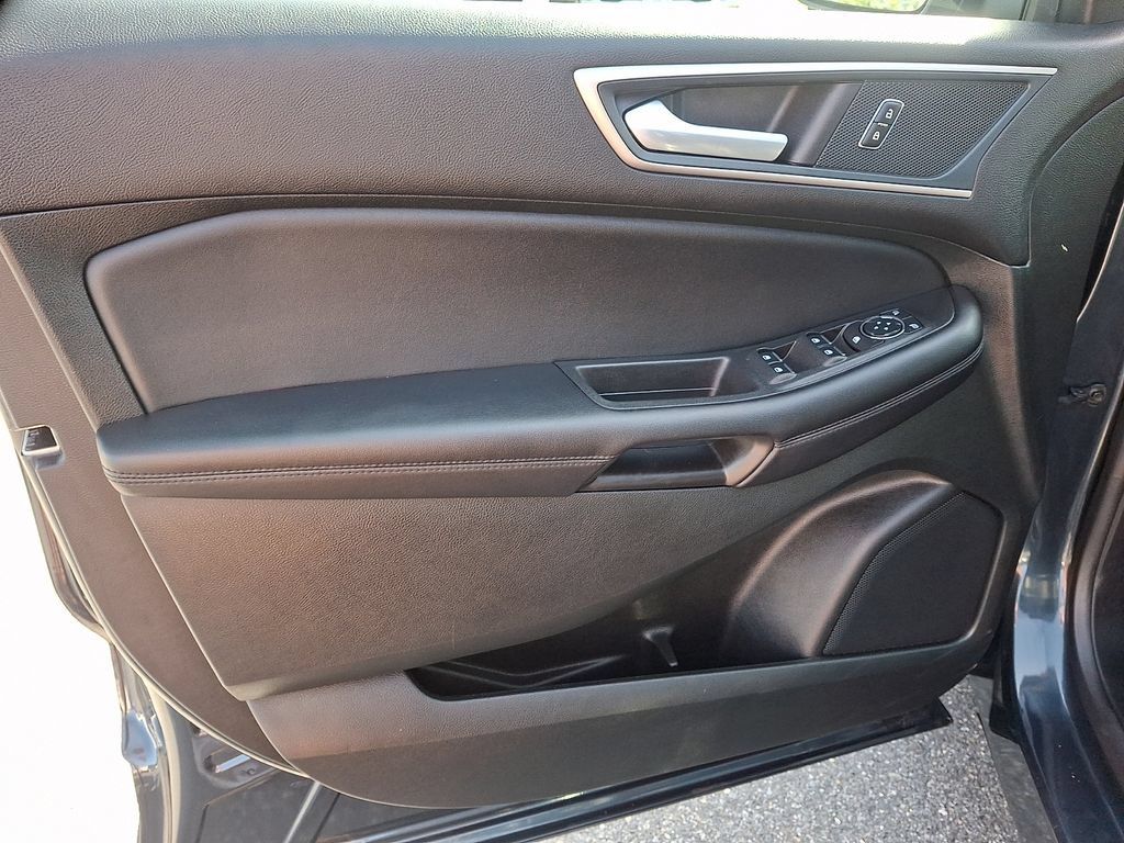 Certified 2023 Ford Edge SEL w/ Convenience Package AWD/4WD image 12