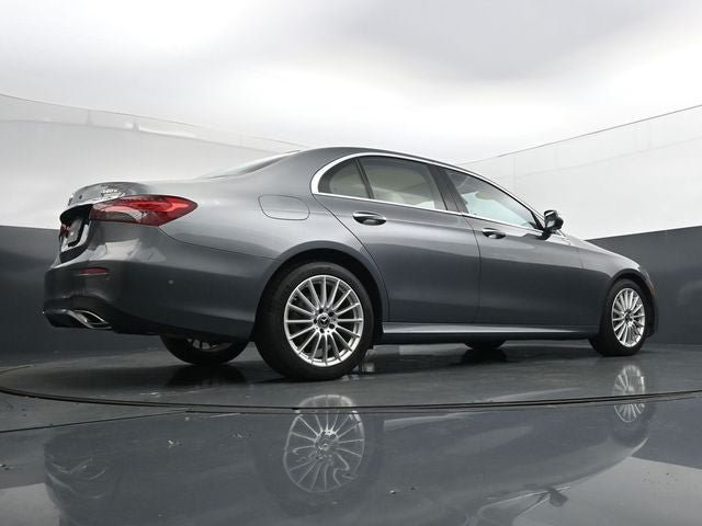 Used 2023 Mercedes-Benz E 350 4MATIC Sedan w/ Premium Package image 31