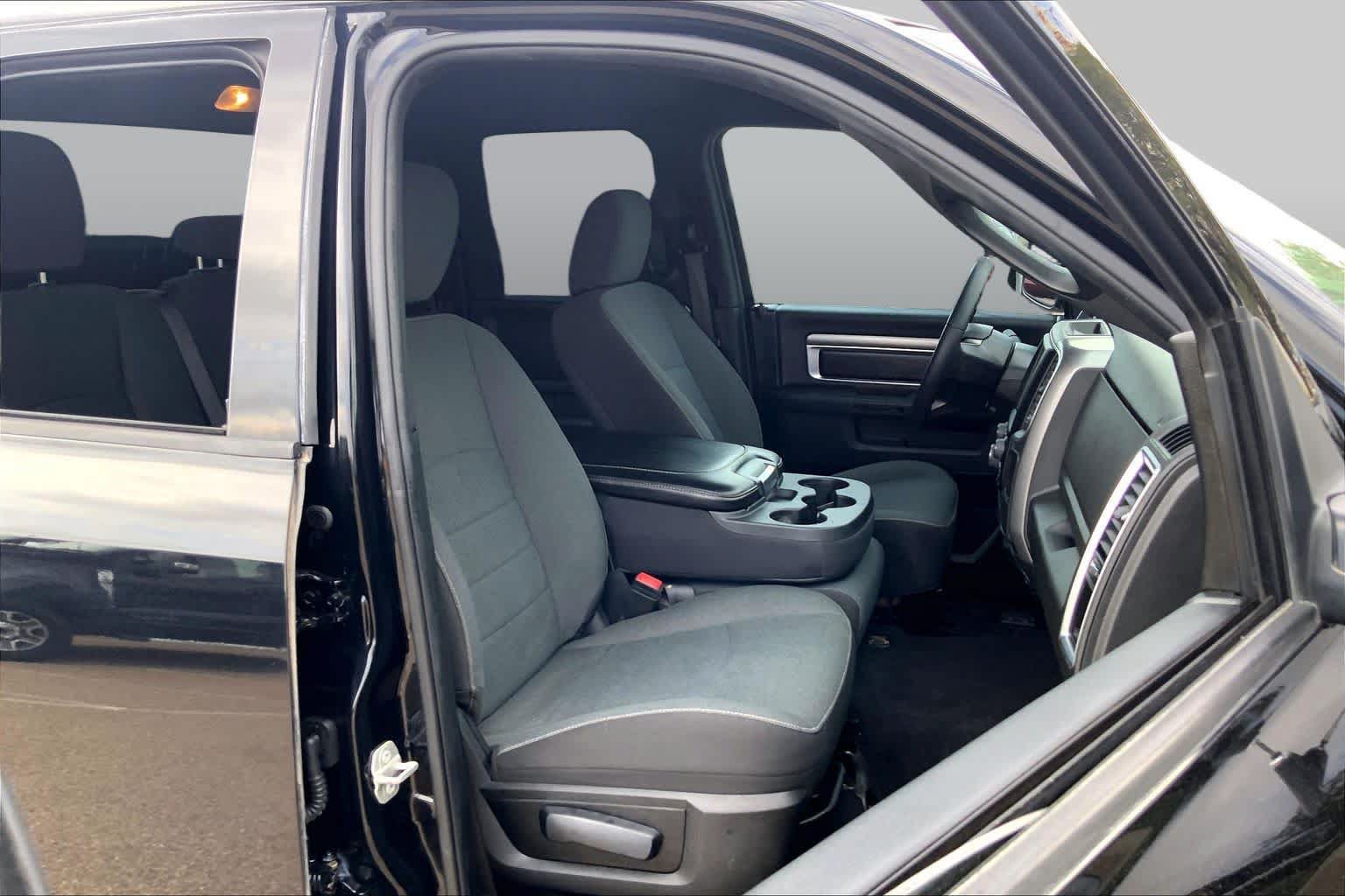 Used 2022 RAM 1500 Warlock w/ Electronics Group AWD/4WD image 8