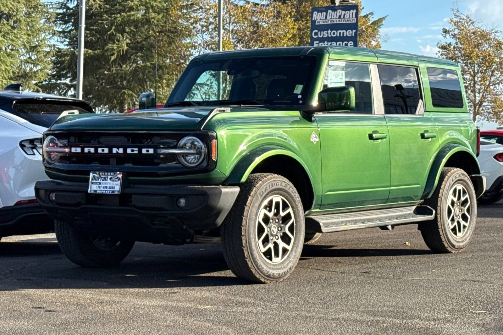 Certified 2025 Ford Bronco Outer Banks AWD/4WD image 8