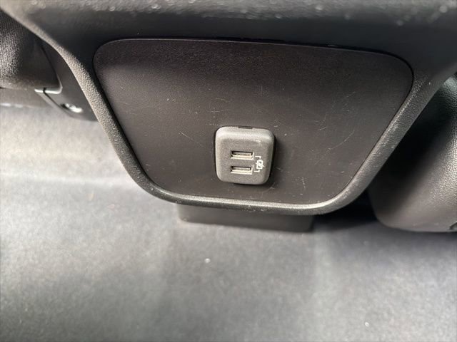 Used 2021 Chevrolet Equinox LT AWD/4WD image 17