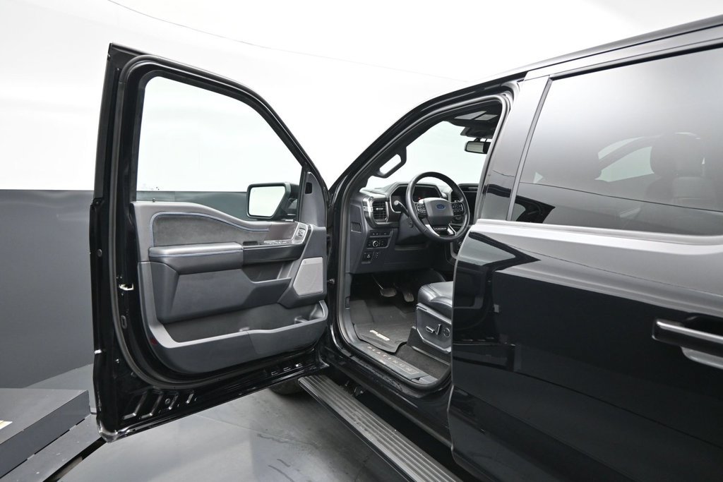 Certified 2024 Ford F150 Platinum w/ FX4 Off-Road Package AWD/4WD image 9