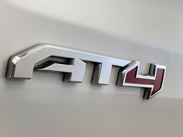 Used 2020 GMC Sierra 1500 AT4 w/ AT4 Premium Package AWD/4WD image 14