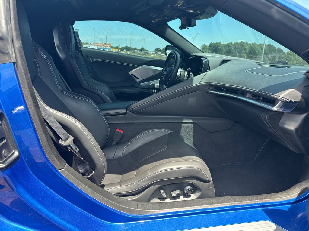 Used 2023 Chevrolet Corvette Stingray Preferred Cpe RWD image 13