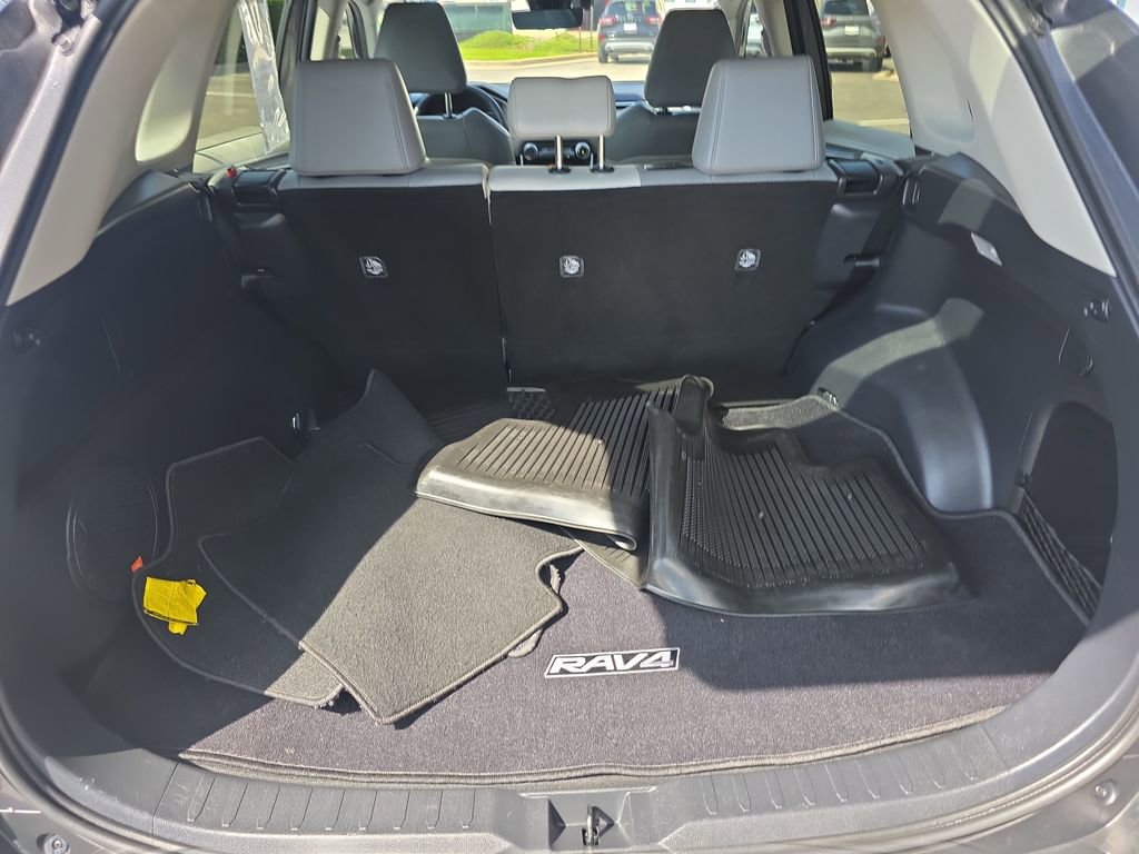 Used 2020 Toyota RAV4 Limited w/ Limited Grade Weather Package AWD/4WD image 11