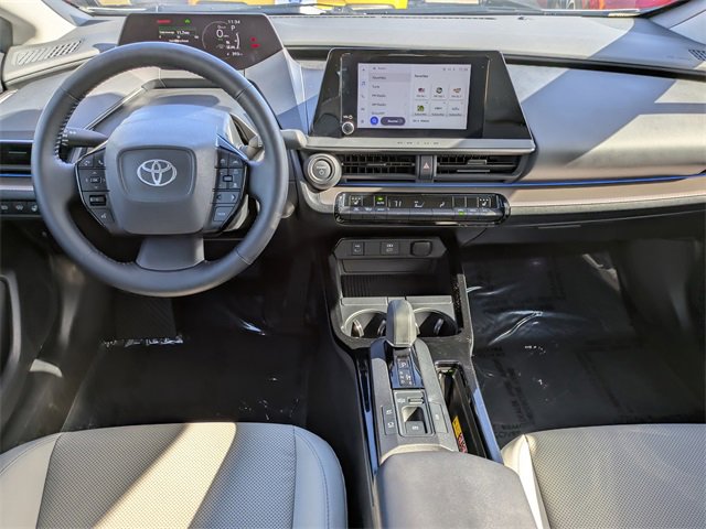 Used 2023 Toyota Prius XLE image 14
