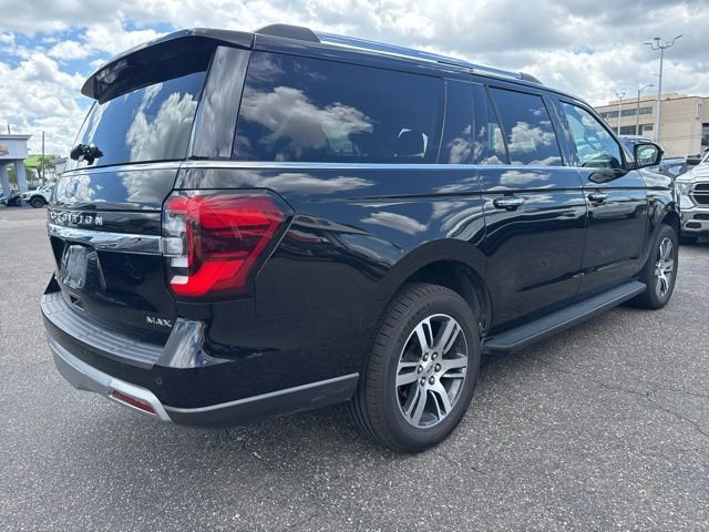 Certified 2024 Ford Expedition Max Limited RWD image 3