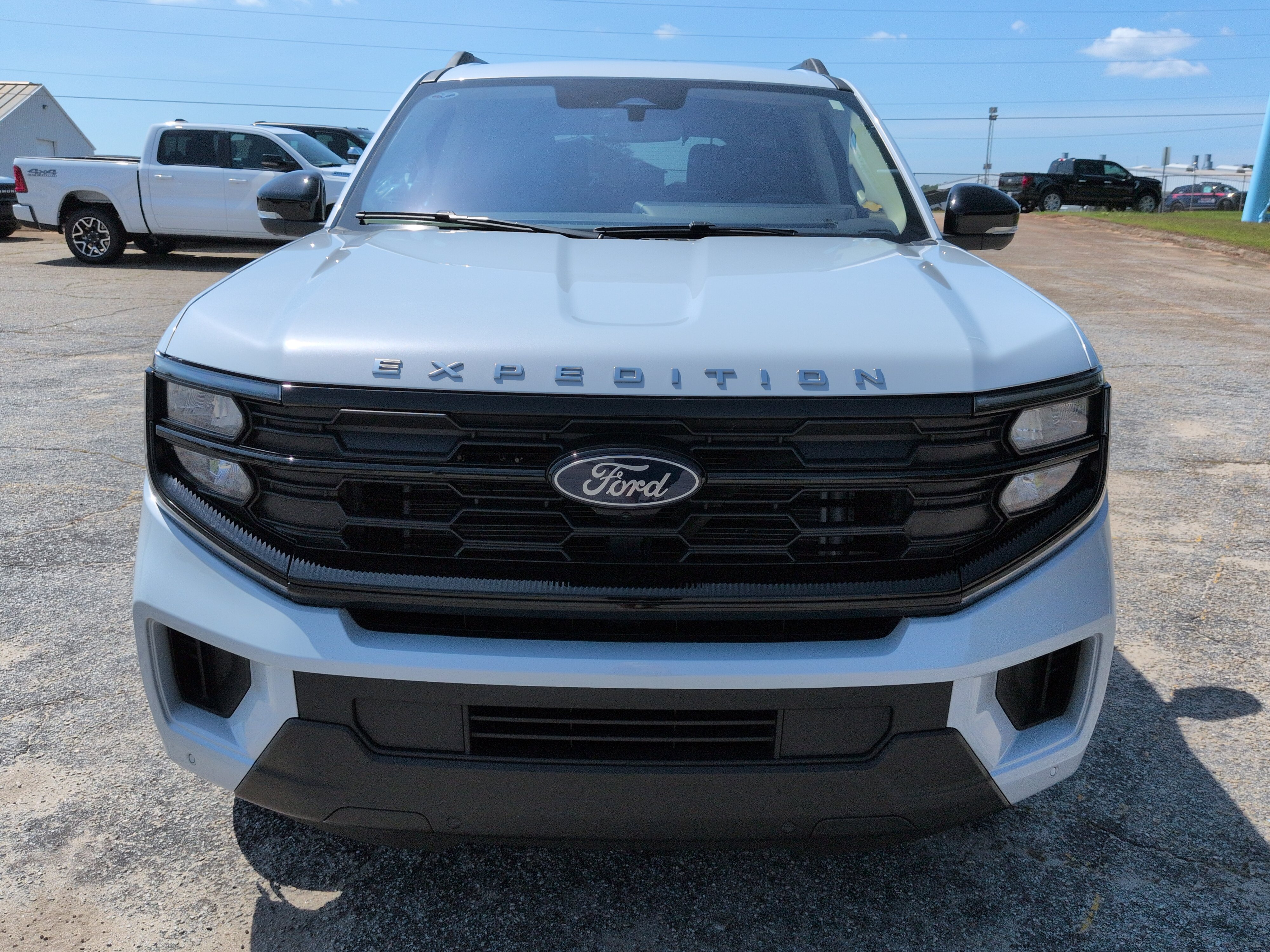 Certified 2025 Ford Expedition Active RWD image 7