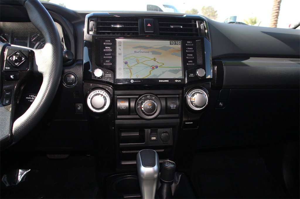 Used 2024 Toyota 4Runner TRD Off-Road Premium image 18