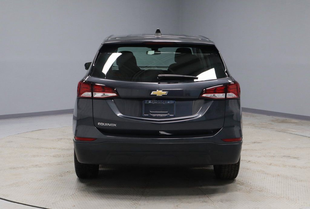 Used 2022 Chevrolet Equinox LS FWD image 7
