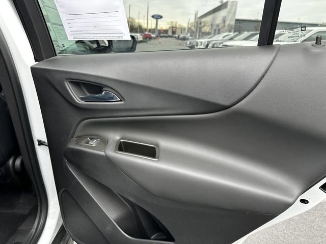 Used 2023 Chevrolet Equinox LT image 40