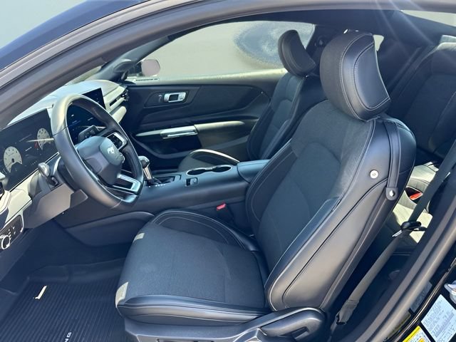Certified 2025 Ford Mustang Coupe RWD image 15
