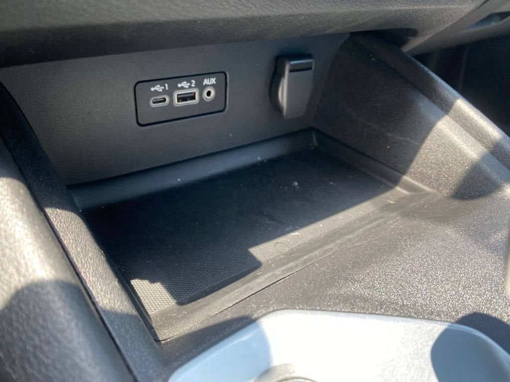 Used 2025 Nissan Altima 2.5 SV FWD image 23