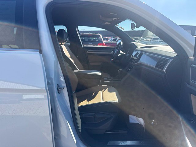 Used 2023 Volkswagen Atlas Cross Sport SE AWD/4WD image 18