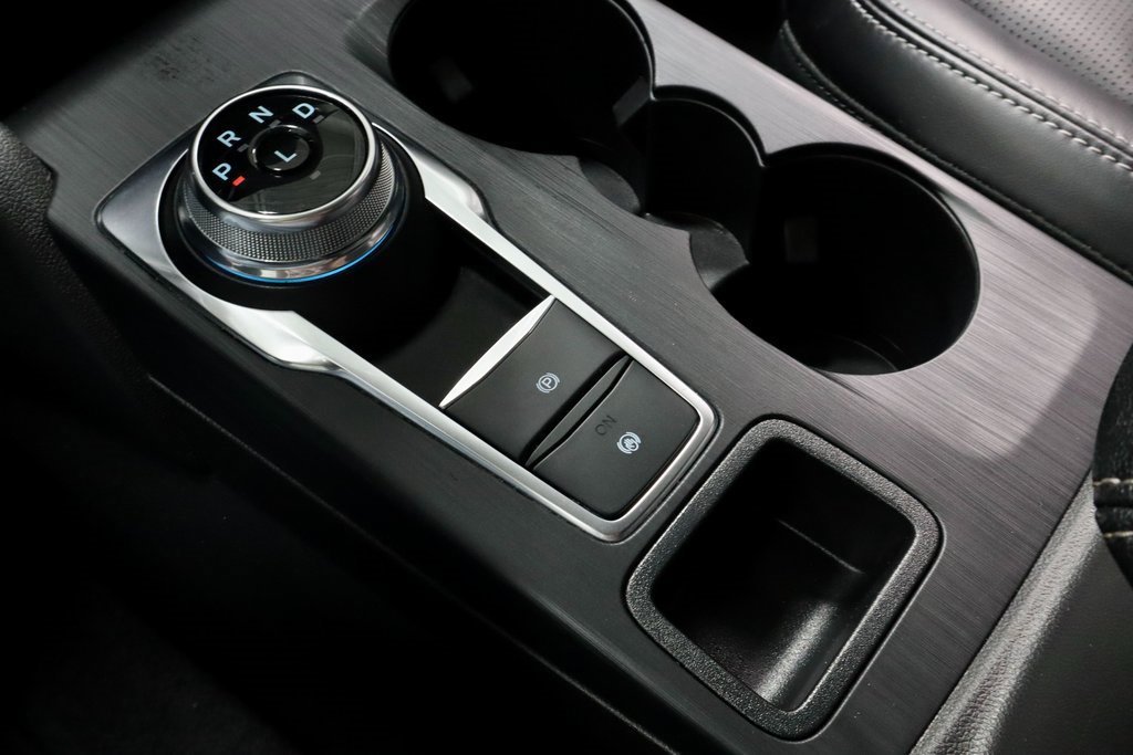 Certified 2024 Ford Escape Platinum image 33