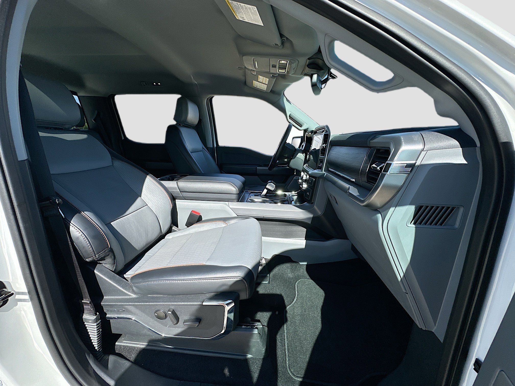 Certified 2024 Ford F150 Lariat w/ Tow/Haul Package image 28