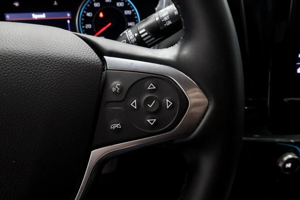 Used 2023 Chevrolet Traverse LT image 29