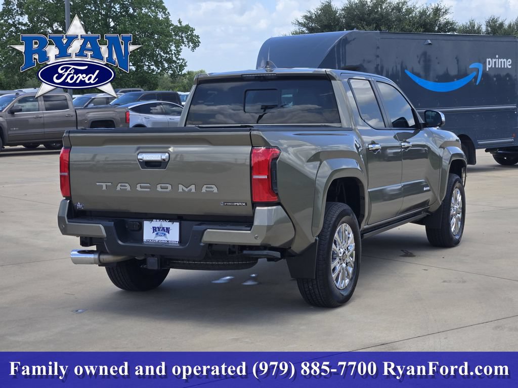 Used 2024 Toyota Tacoma Limited AWD/4WD image 4