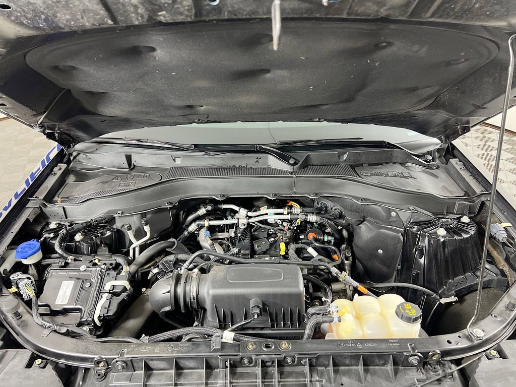 Certified 2024 Ford Explorer XLT w/ Equipment Group 202A image 36