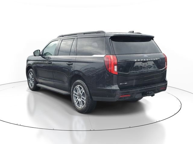 Certified 2025 Ford Expedition Active AWD/4WD image 4