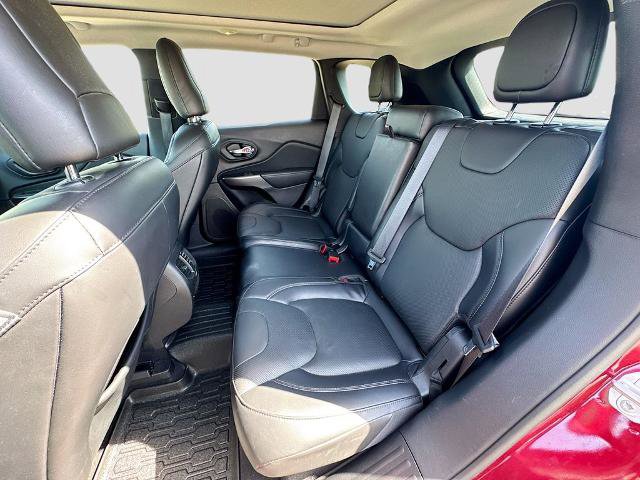 Used 2021 Jeep Cherokee Limited w/ Elite Package AWD/4WD image 20