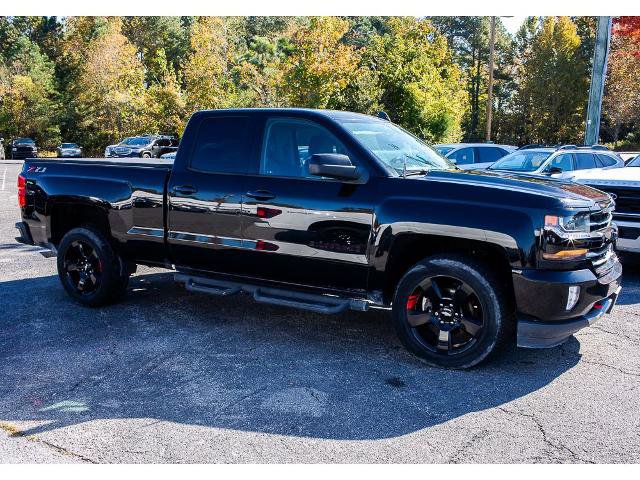 Used 2018 Chevrolet Silverado 1500 LT w/ Redline Edition image 3