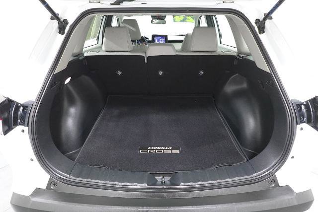 Used 2024 Toyota Corolla Cross L image 24