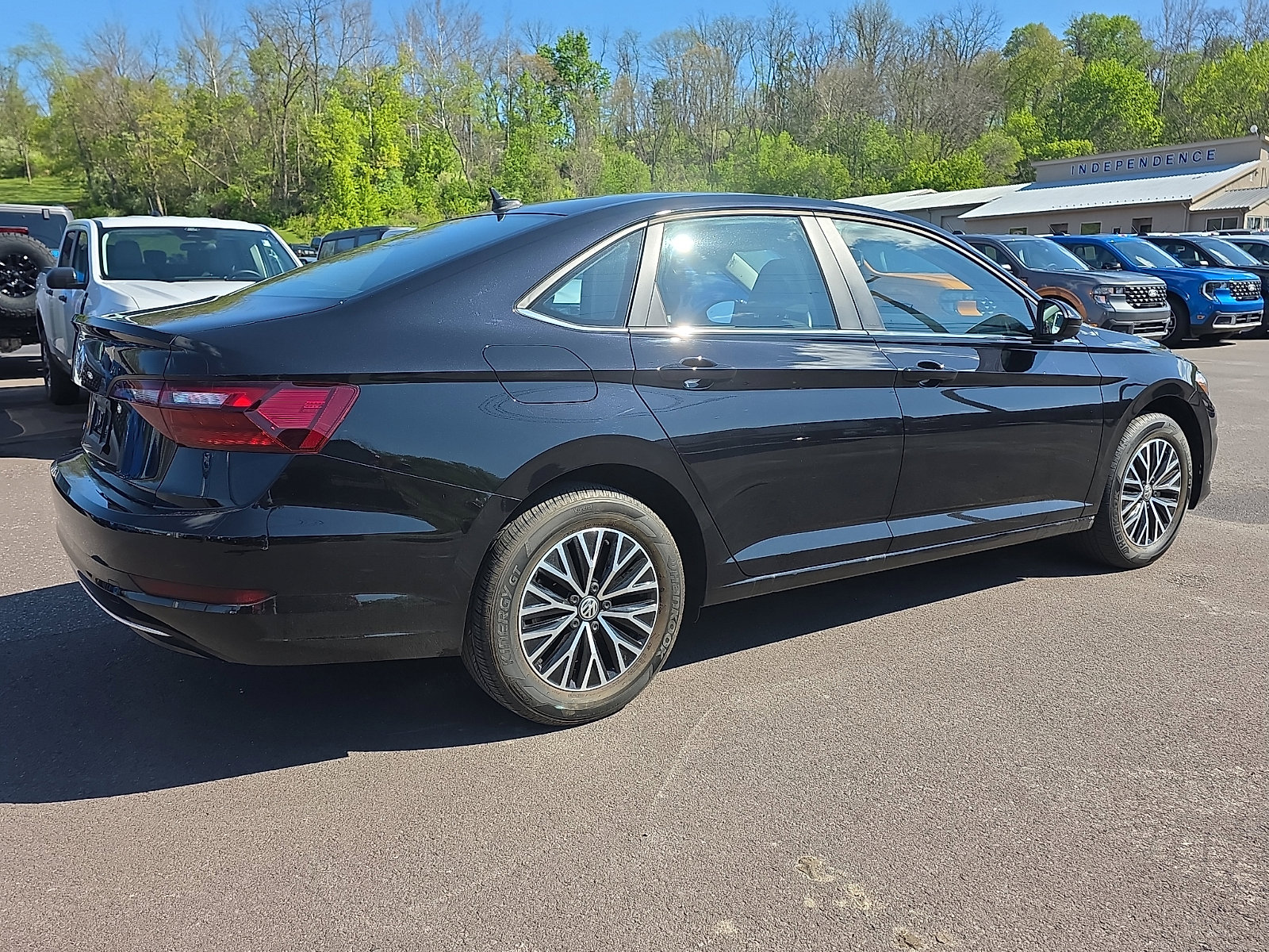 Used 2021 Volkswagen Jetta S w/ Driver Assistance Package FWD image 11