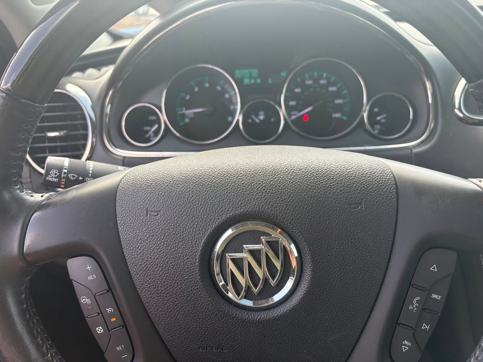 Used 2017 Buick Enclave Premium w/ Experience Buick Package FWD image 14