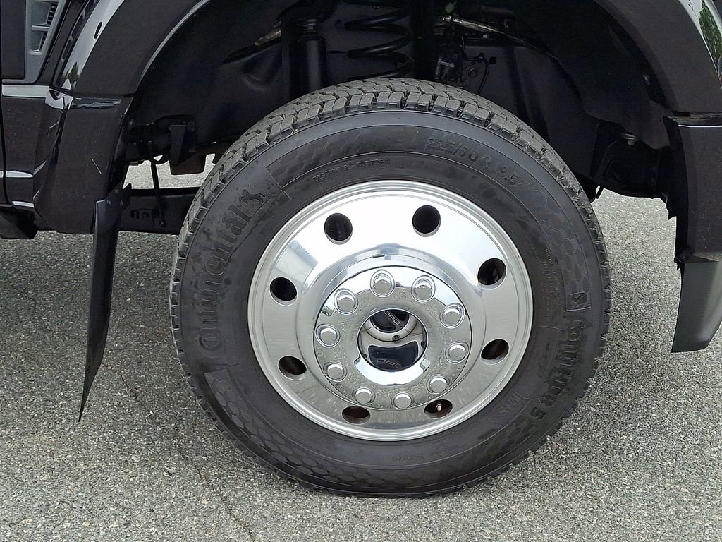 Certified 2025 Ford F450 Platinum AWD/4WD image 8
