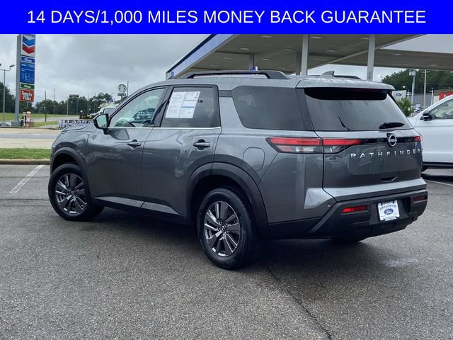 Used 2025 Nissan Pathfinder SV FWD image 5