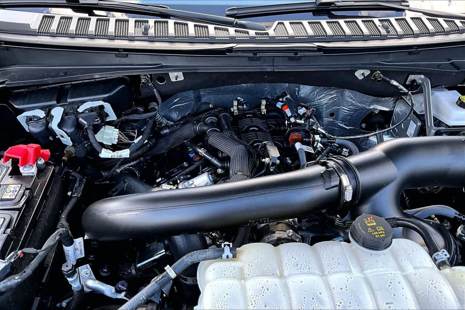 Certified 2025 Ford Expedition Active RWD image 33